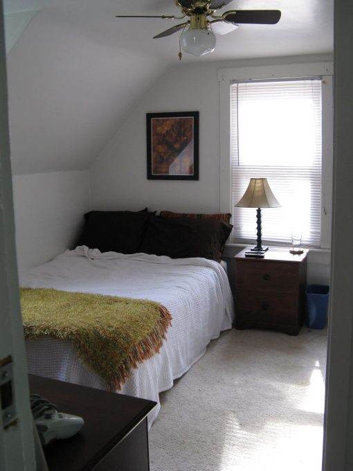 Small Attic Bedroom Ideas
 Small Attic Bedroom Design For the Home