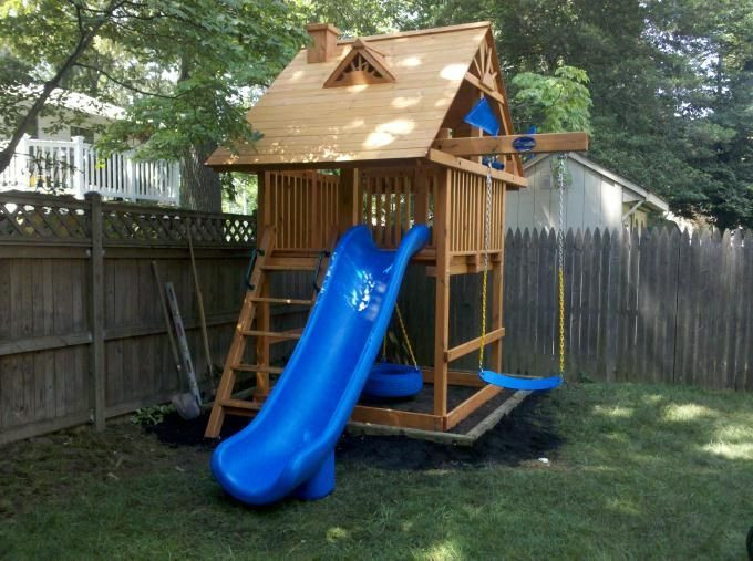 Small Backyard Playground Sets
 Small Backyard Playsets