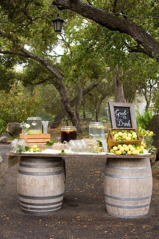 Small Backyard Weddings
 19 Charming Backyard Wedding Ideas For Low Key Couples