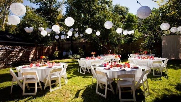 Small Backyard Weddings
 7 Small Wedding Ideas and 3 Ways to Pay for Them