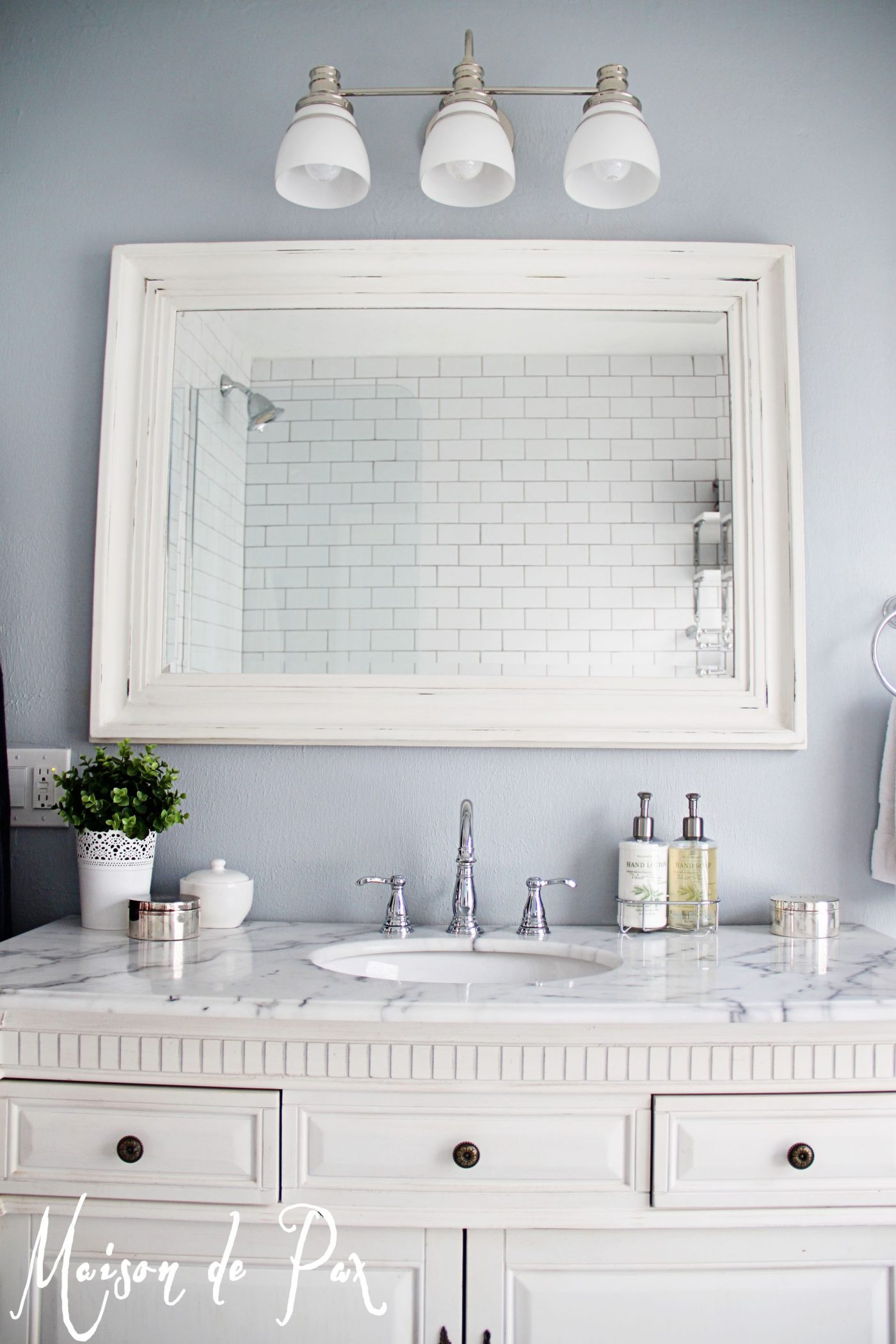 Small Bathroom Vanity Mirrors
 How to design a small bathroom