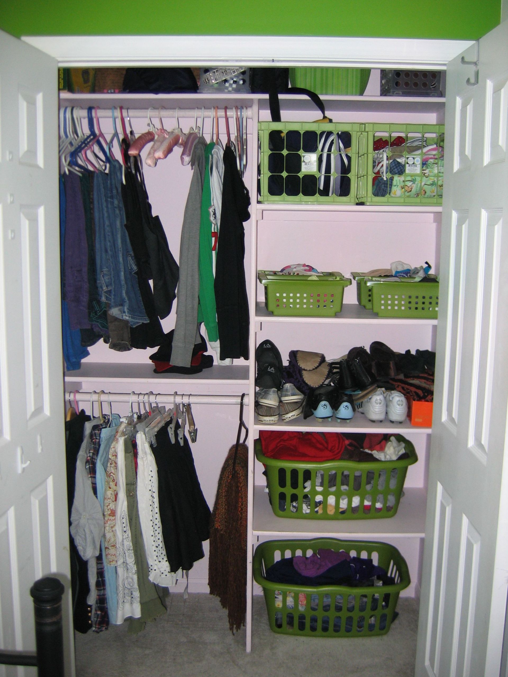 Small Bedroom Closet
 4 Tips to Consider to Boost Small Closet Design Looks