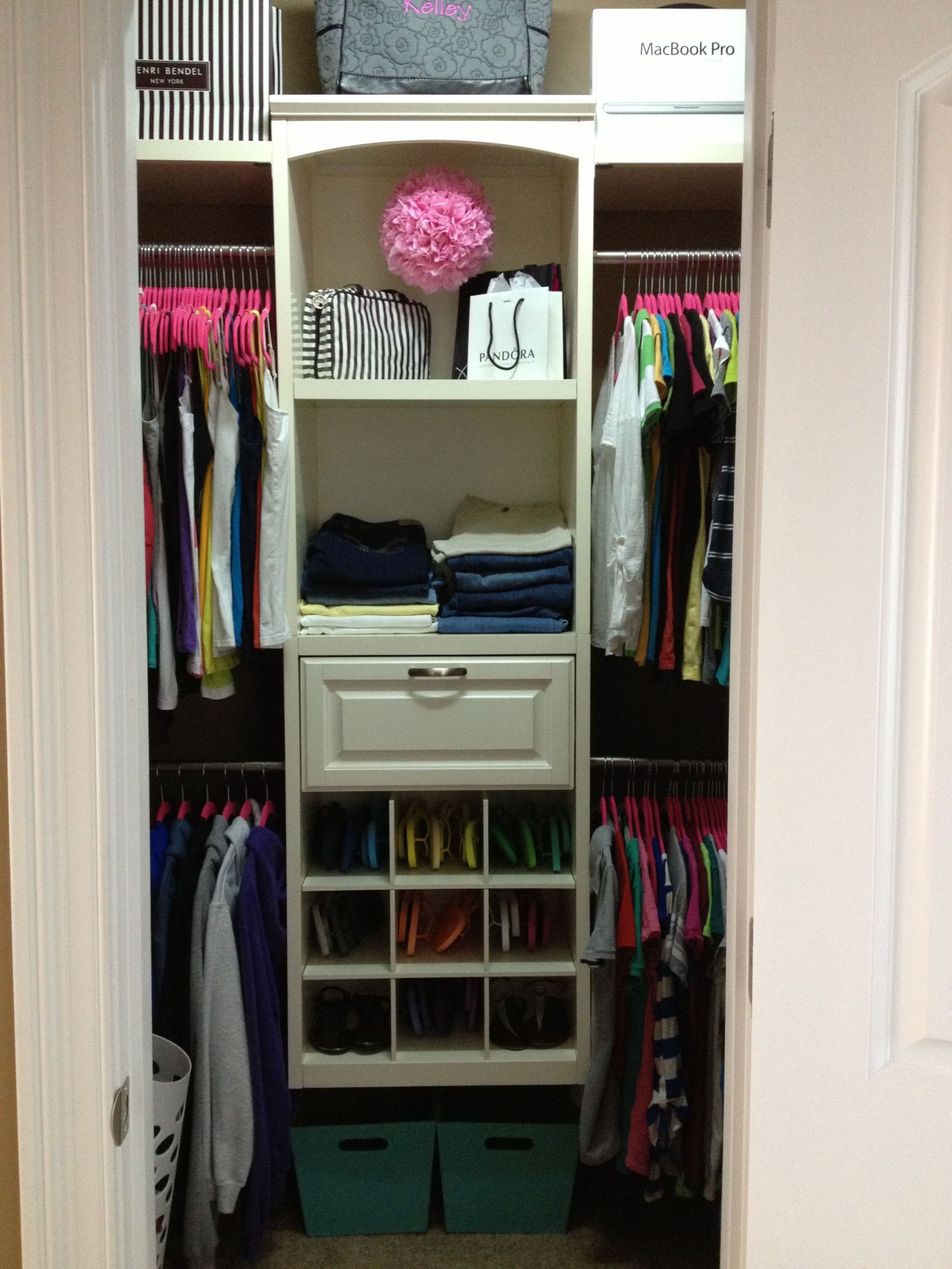 Small Bedroom Closet
 Small Walk in Closet Organization