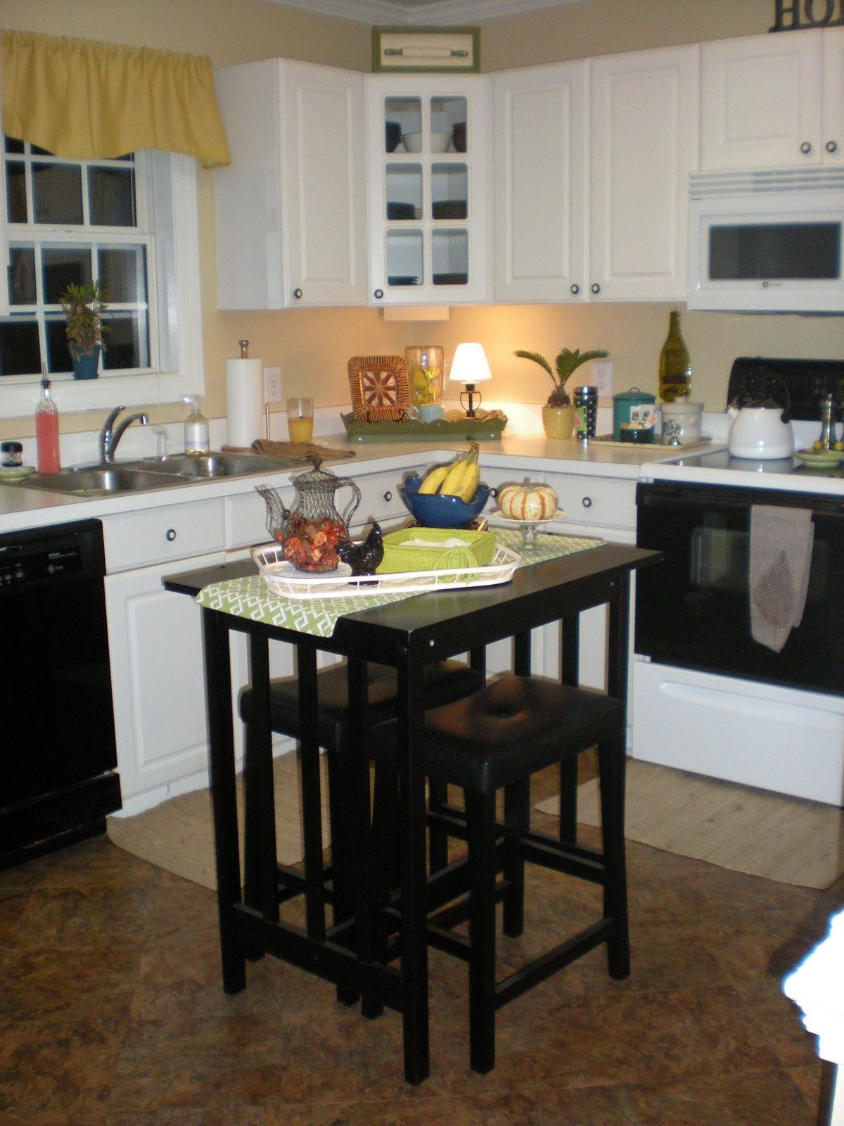 Small Black Kitchen Island
 Are You Ready for a Total Change for Your Small Kitchen