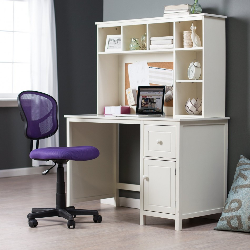 Small Desks For Bedroom
 Get Accessible Furniture Ideas with Small Desks for