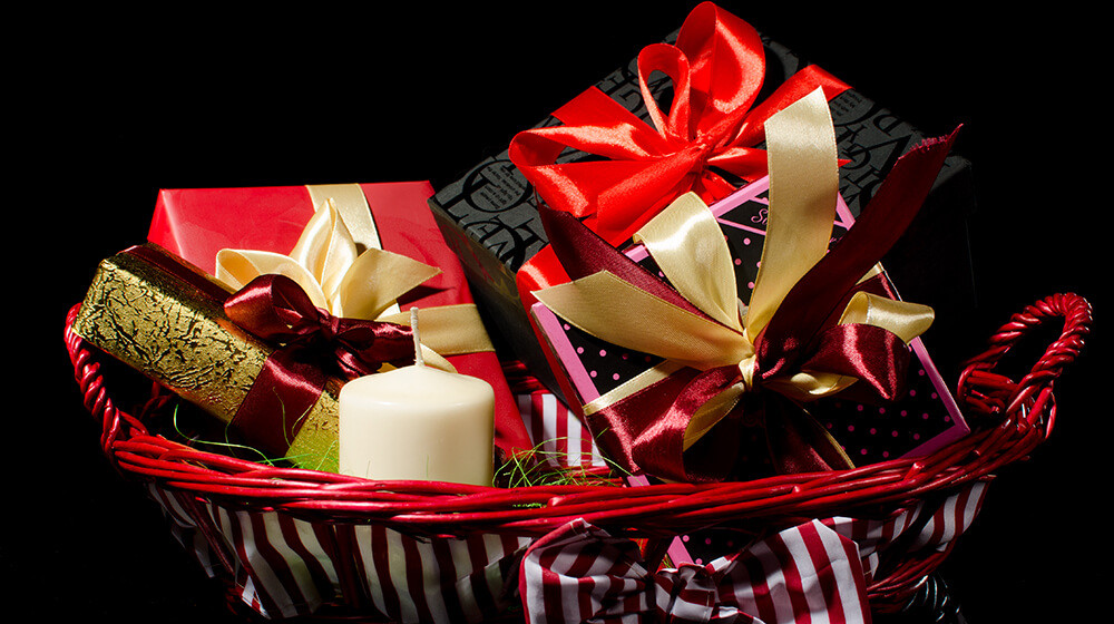 Small Gift Baskets Ideas
 25 Holiday Gift Basket Ideas for Businesses Small