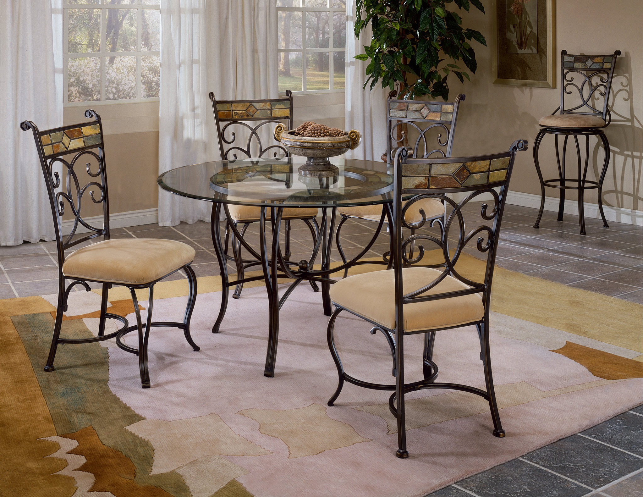 Small Glass Kitchen Table
 Small Kitchen Table with Chairs Classic Glass Top