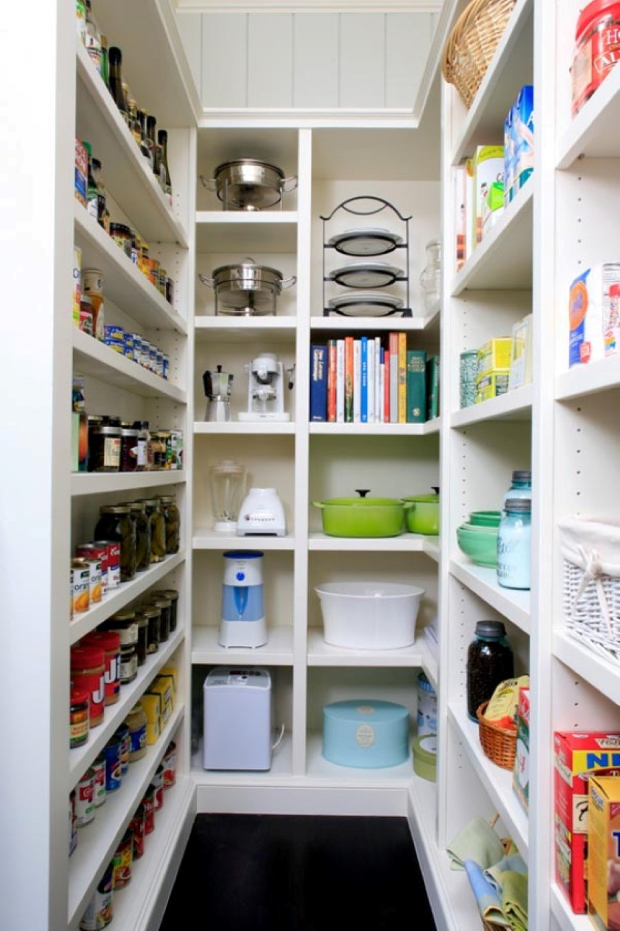 Small Kitchen Storage
 15 Kitchen Pantry Ideas With Form And Function