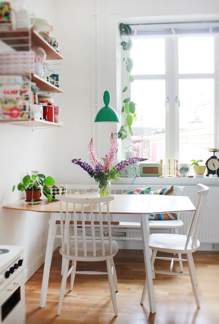 Small Kitchen Table
 10 Stylish Table Eat In Small Kitchen Ideas Decoholic