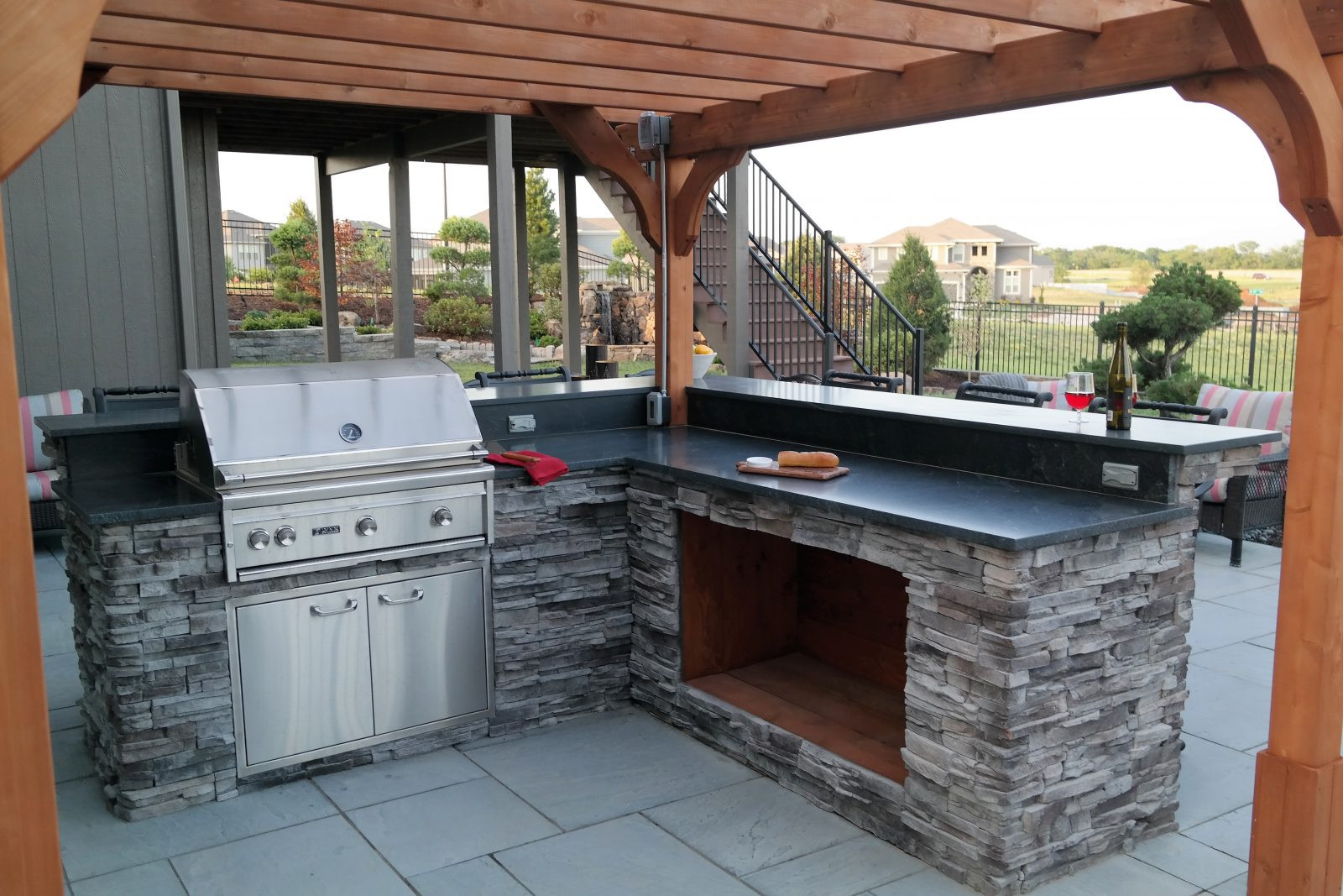Small Outdoor Kitchen
 Kansas City Outdoor Kitchens by High Prairie Landscape Group