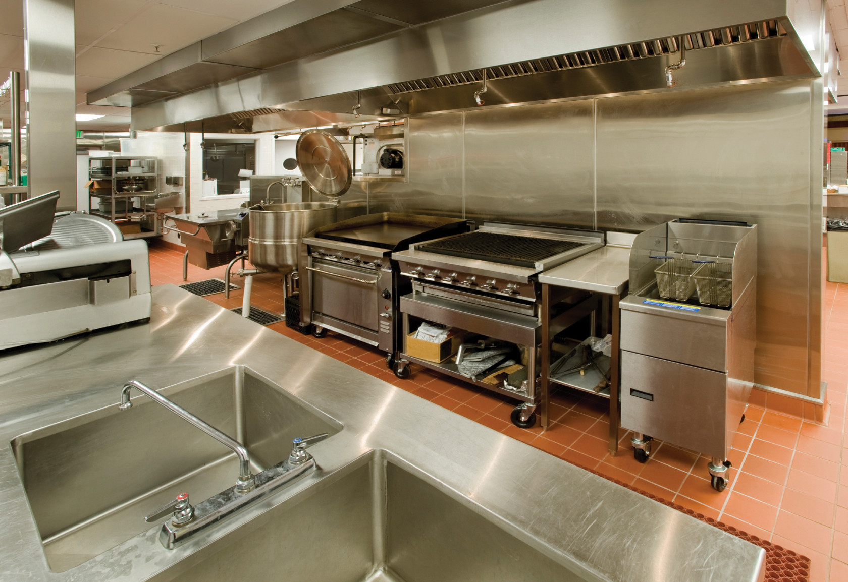 Small Restaurant Kitchen
 Top 10 Easy DIY Fixes For Your Restaurant