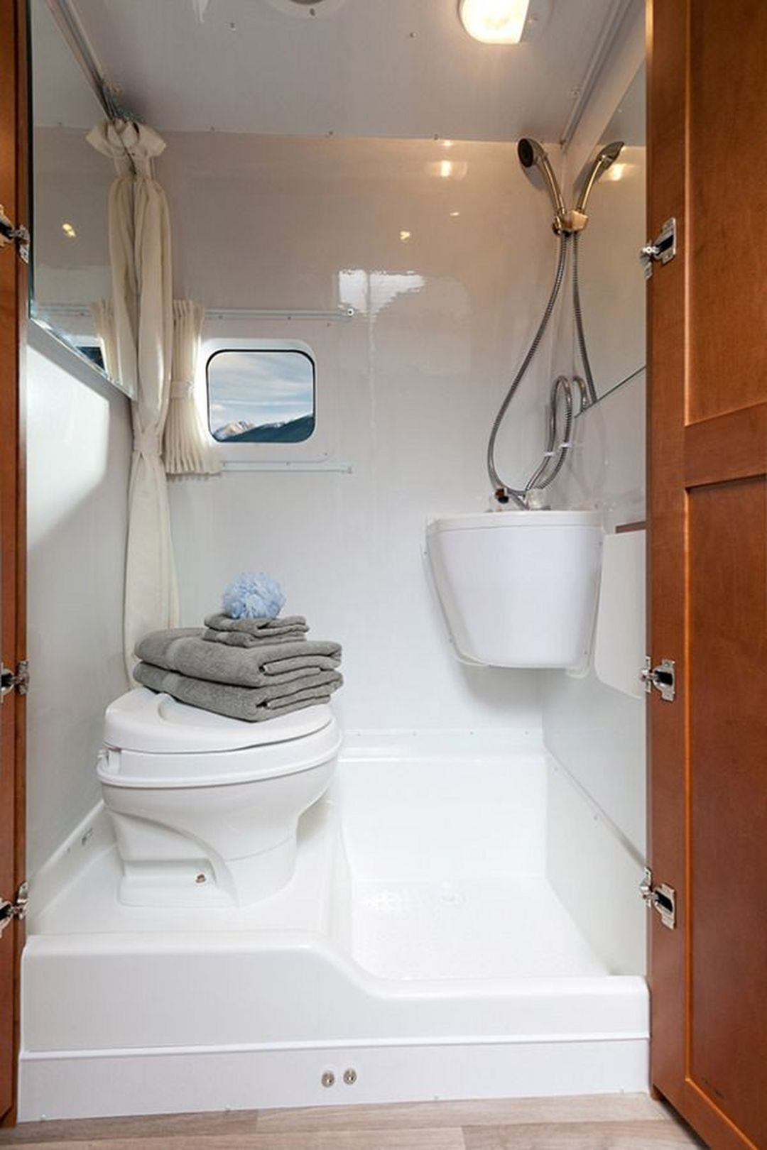 Small Rv With Bathroom
 Small Camper Vans with Bathroom and Shower – Home and