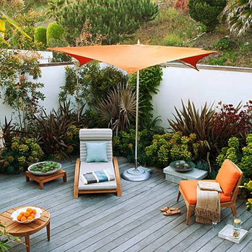 Small Space Backyard Ideas
 15 Small Backyard Designs Efficiently Using Small Spaces