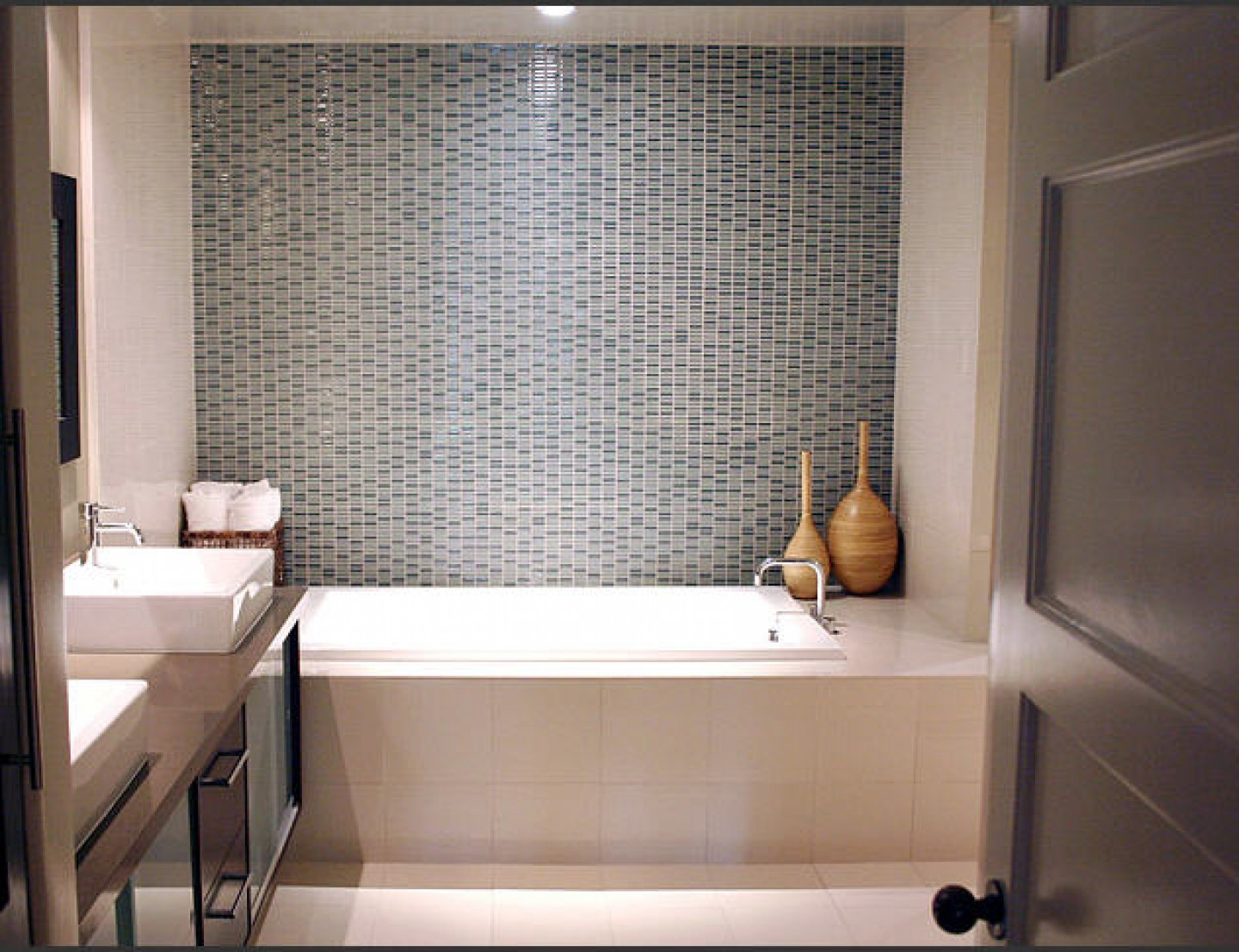 Small Square Bathroom
 Bathroom Ideas for Small Space