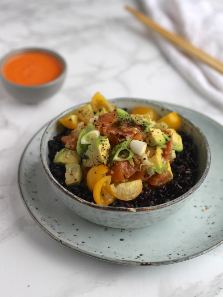 Smoked Salmon Poke Bowl
 Smoked Salmon & Black Rice Poke Bowl with Chilli Sauce