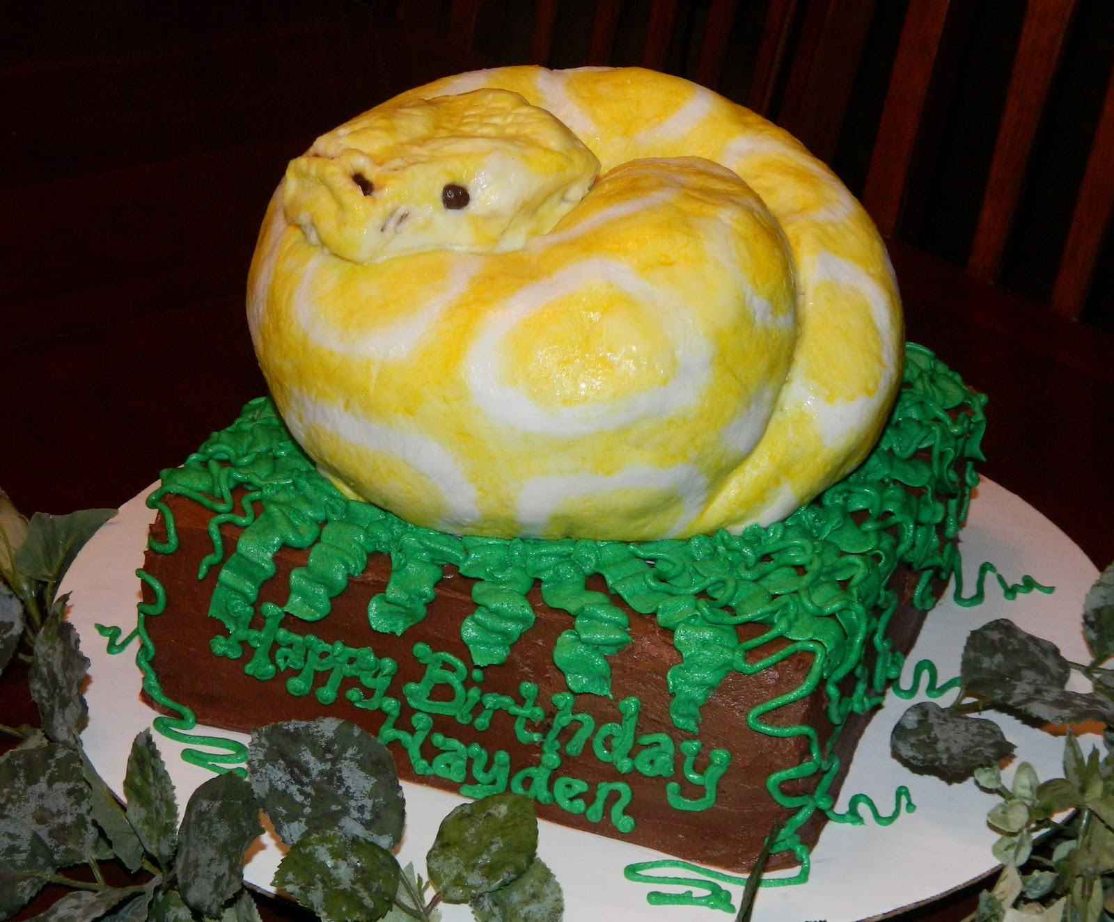 Snake Birthday Cake
 Snake Cakes – Decoration Ideas