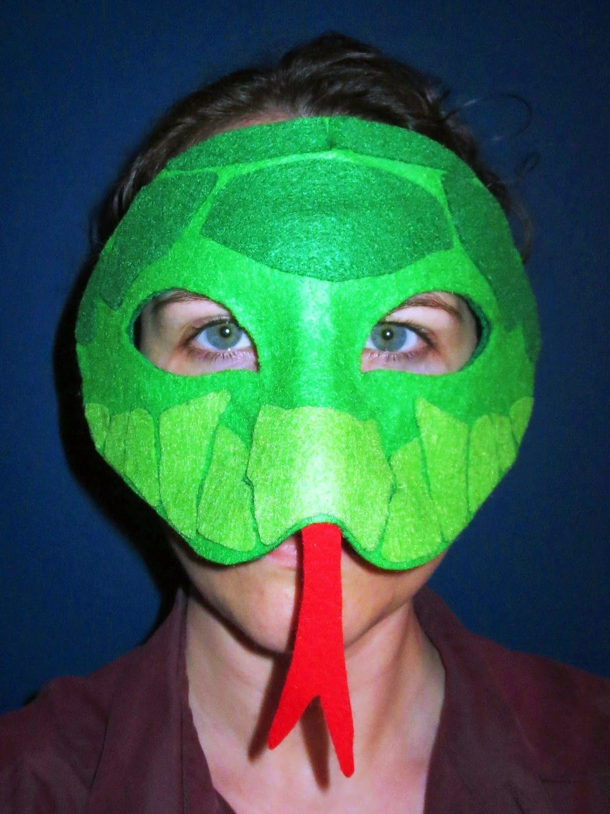 Snake Costume DIY
 DIY Felt Snake Mask