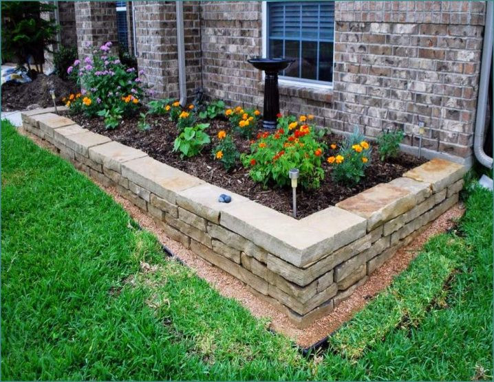 Stacked Stone Landscape Edging
 Great Tips How To Build Stacked Stone Walls In The Garden