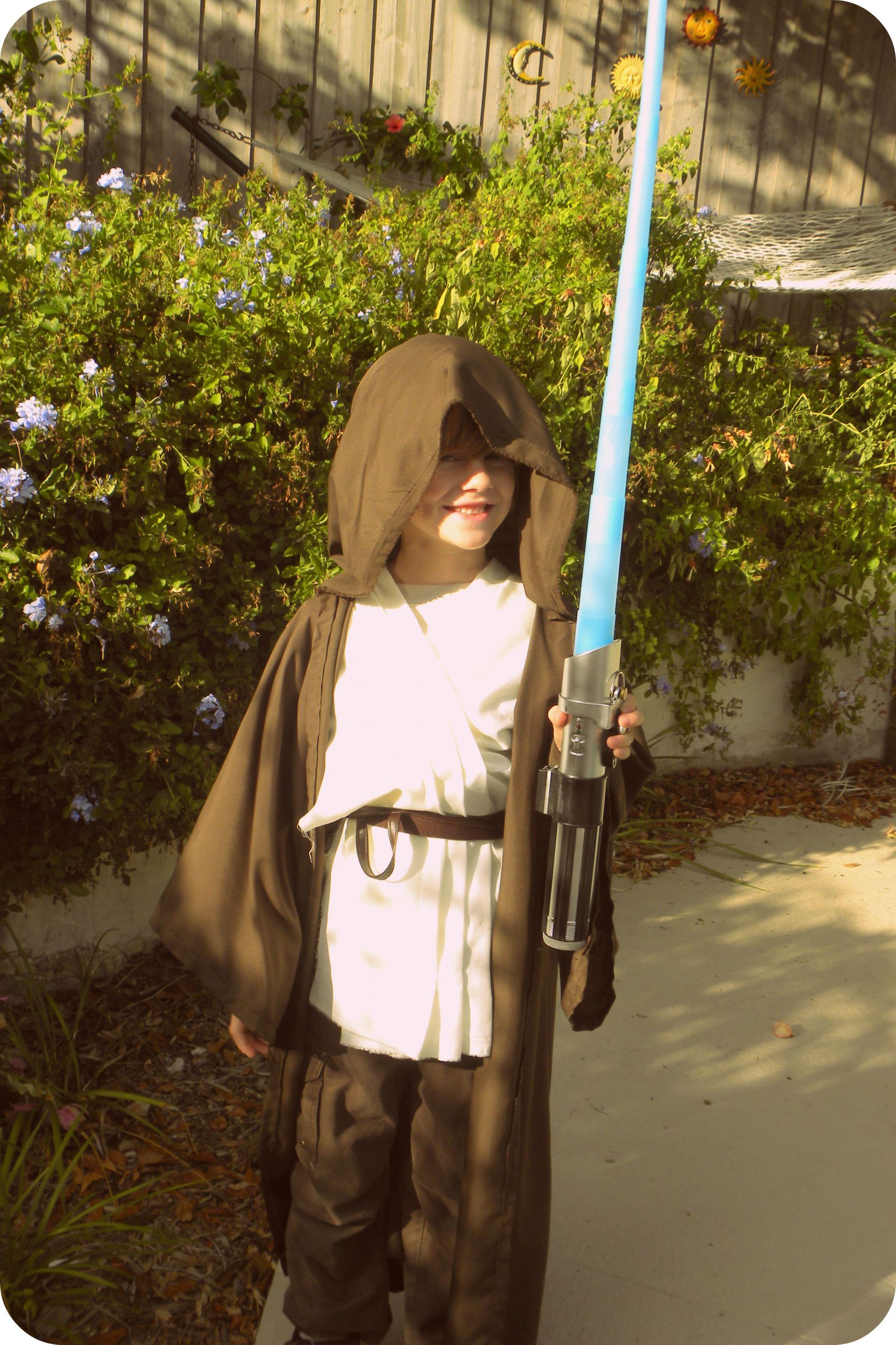 Star Wars DIY Costumes
 DIY Star Wars Jedi Costume