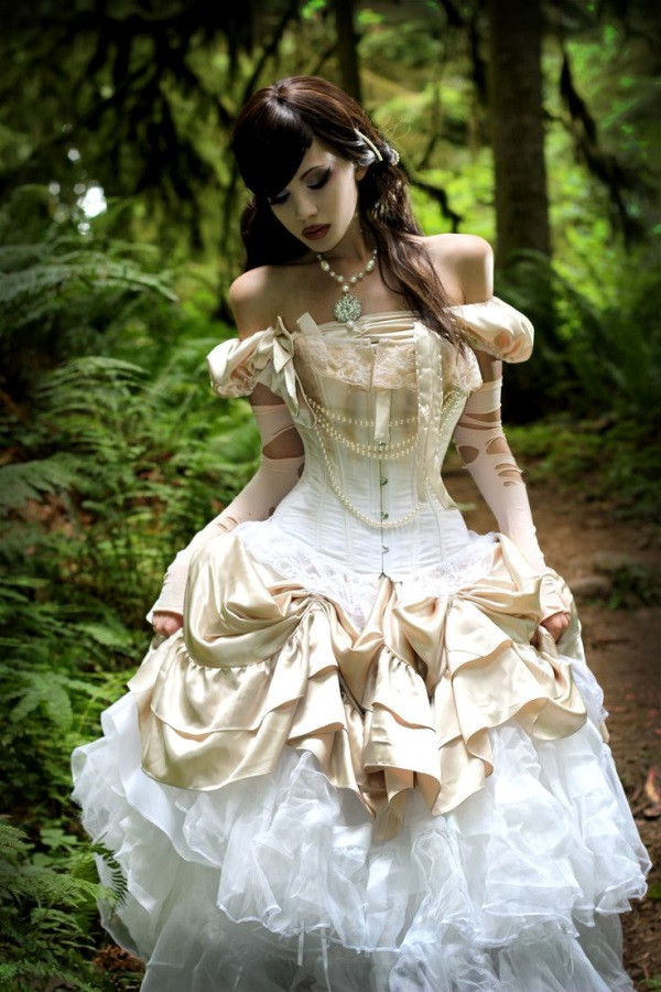 Steampunk Wedding Gown
 Purple steampunk wedding dress 2016 2017