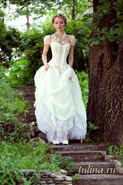 Steampunk Wedding Gown
 50 Awesome and Unique Steampunk Wedding Ideas