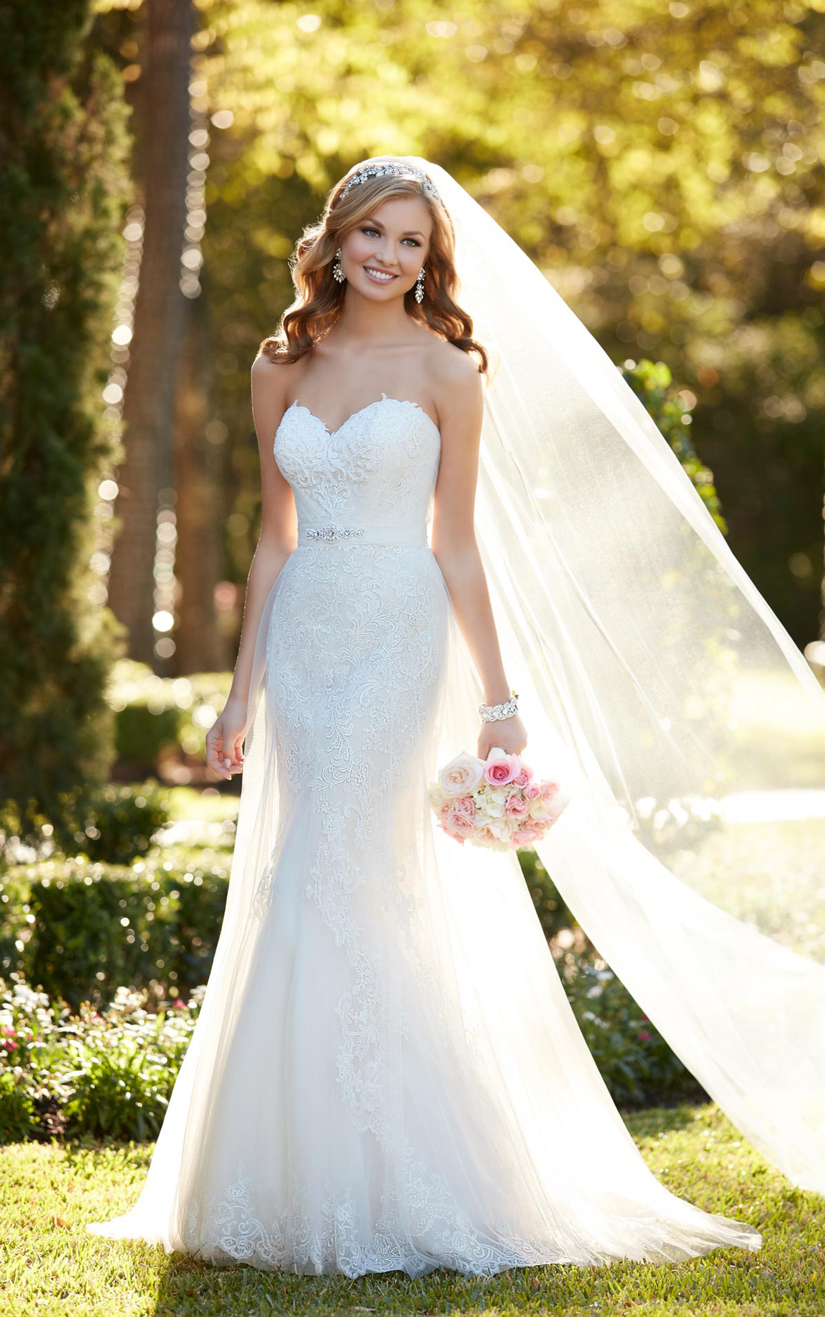 Strapless Wedding Gowns
 Strapless Wedding Dress with Sweetheart Neckline