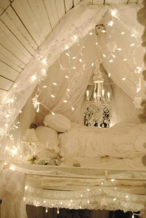 String Light Ideas For Bedroom
 How To Use String Lights For Your Bedroom 32 Ideas DigsDigs