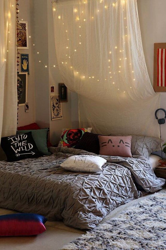 String Light Ideas For Bedroom
 How To Use String Lights For Your Bedroom 32 Ideas DigsDigs