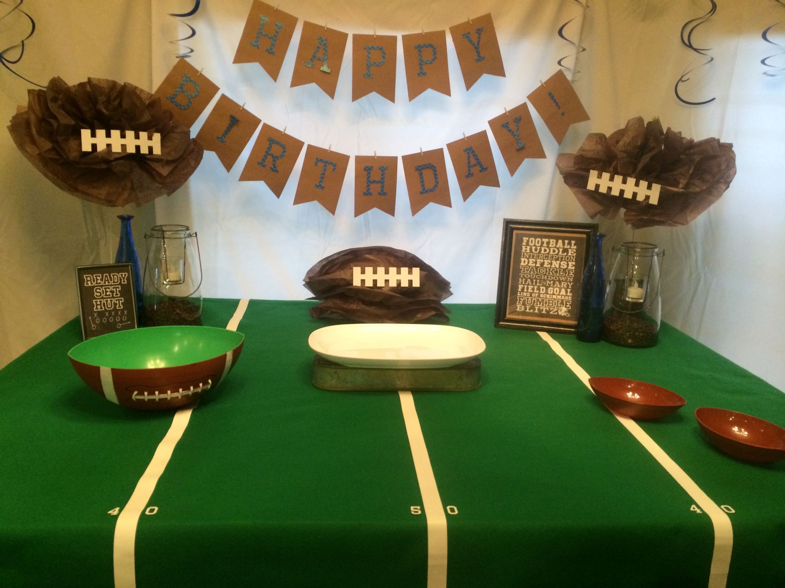 Super Bowl Birthday Party Ideas
 Football Party Not Just a Man s Game Easy Peasy Pleasy