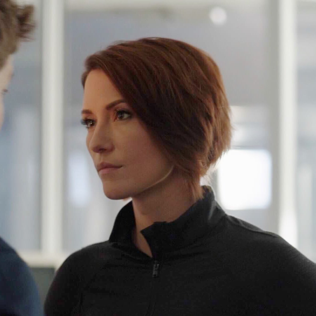 Supergirl Hairstyle
 Alex Danvers