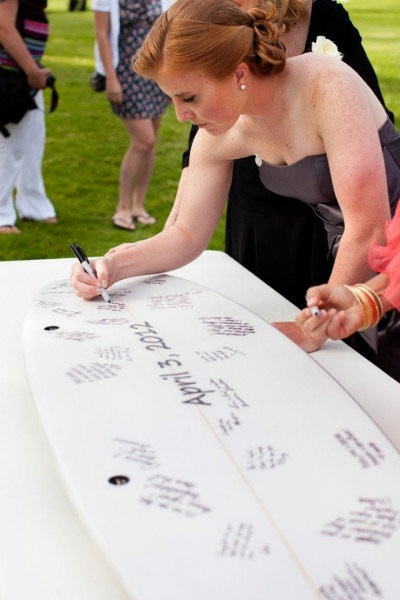 Surfboard Wedding Guest Book
 15 Fun Alternatives for Your Guest Book