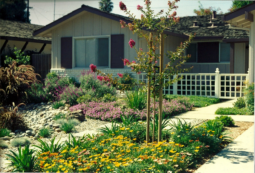 Sustainable Landscape Designs
 Sustainable Landscape Design for residential lawns