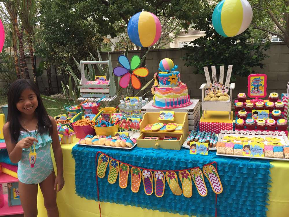 Swimming Birthday Party Ideas
 Swimming Pool Summer Party Summer Party Ideas