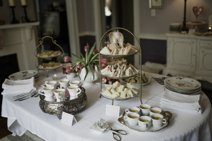 Tea Party Ideas For Adults
 Inspiring Ideas for an Unfor table Vintage Tea Party