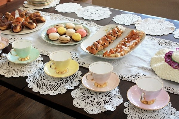 Tea Party Setup Ideas
 Table runner ideas – fresh accents of a festive table decor