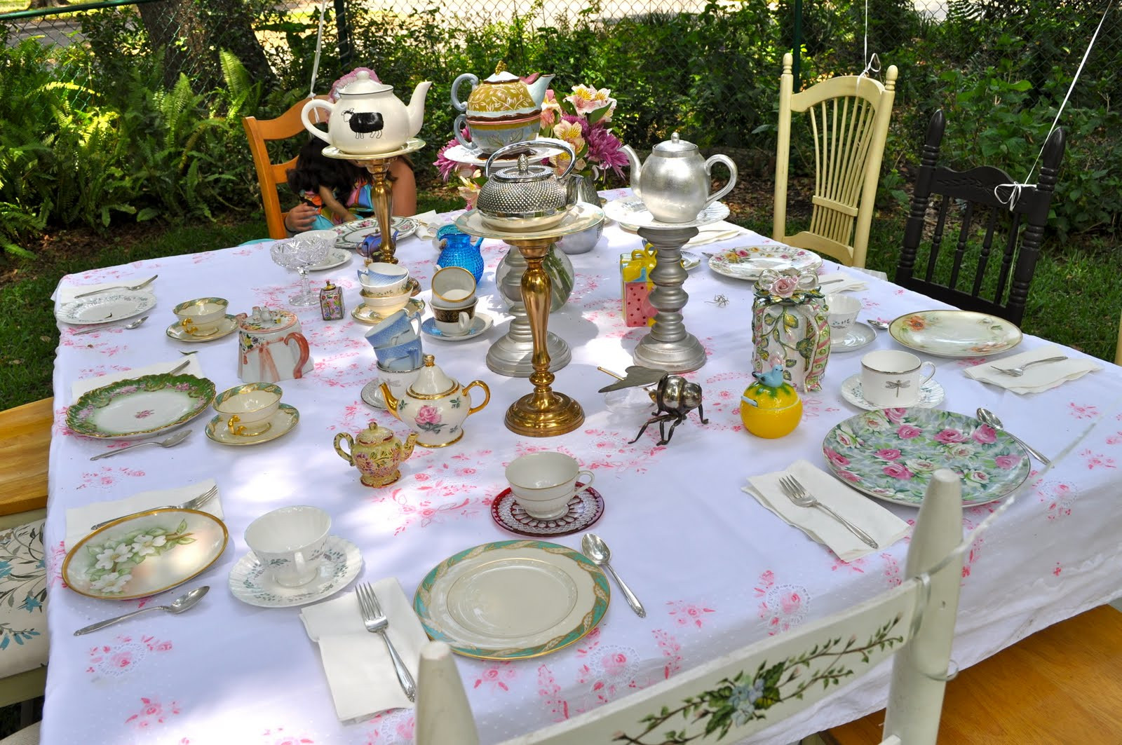 Tea Party Setup Ideas
 ewe hooo A Delightful Doll Tea Party