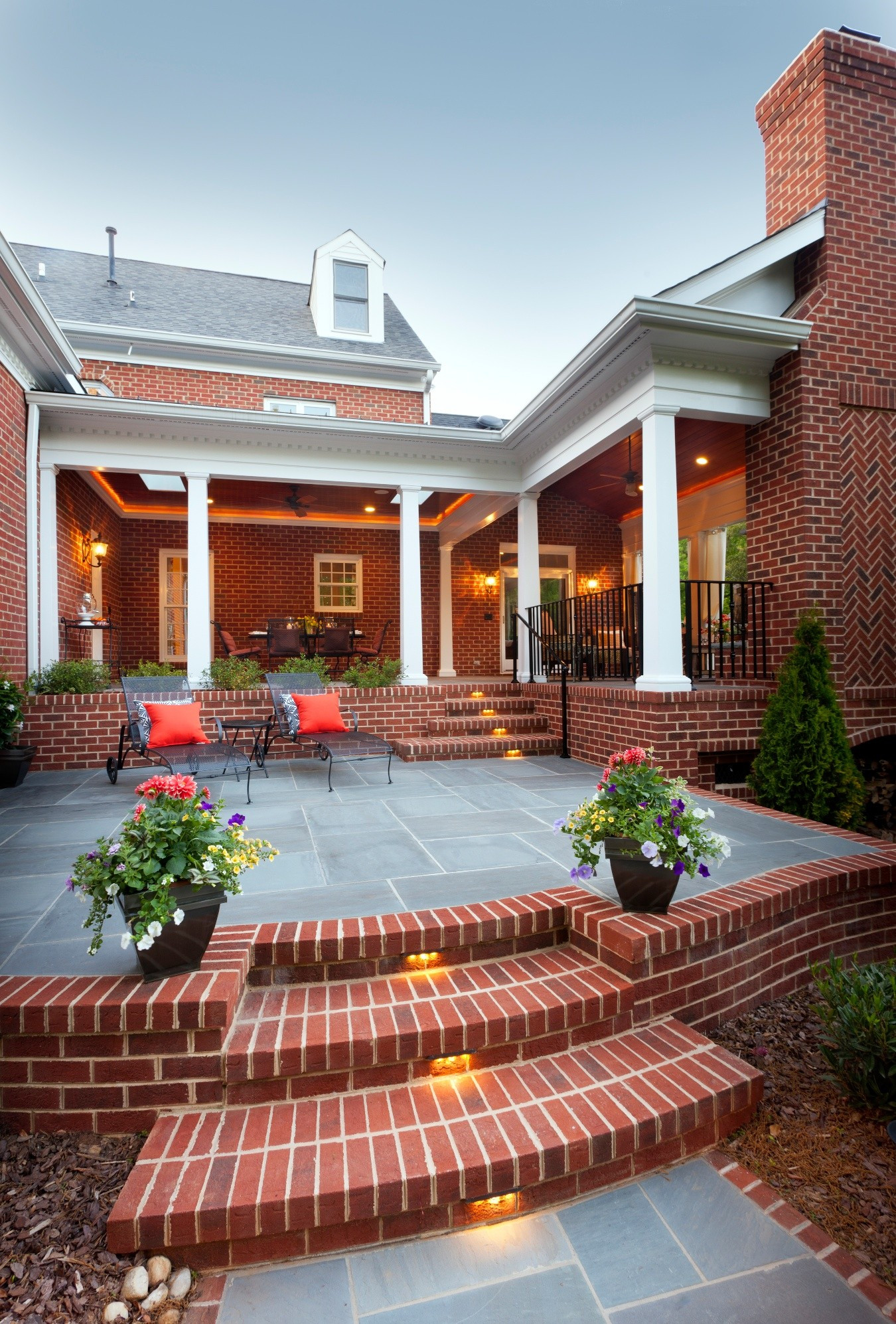 Terrace Landscape Curb Appeal
 10 Ways to Landscape for Maximum Curb Appeal