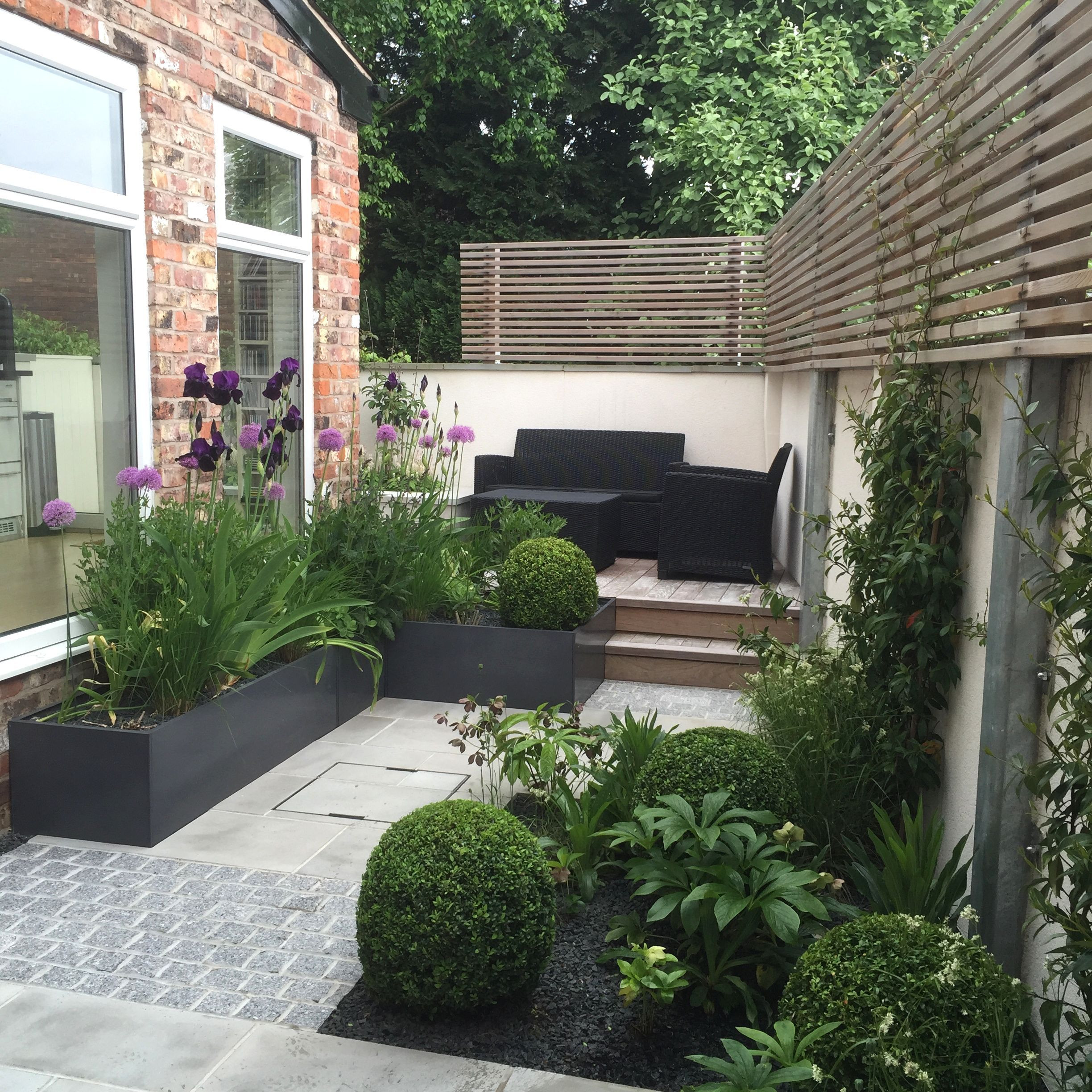 Terrace Landscape Front
 Terraced House Garden Ideas Image Small Front Terrace