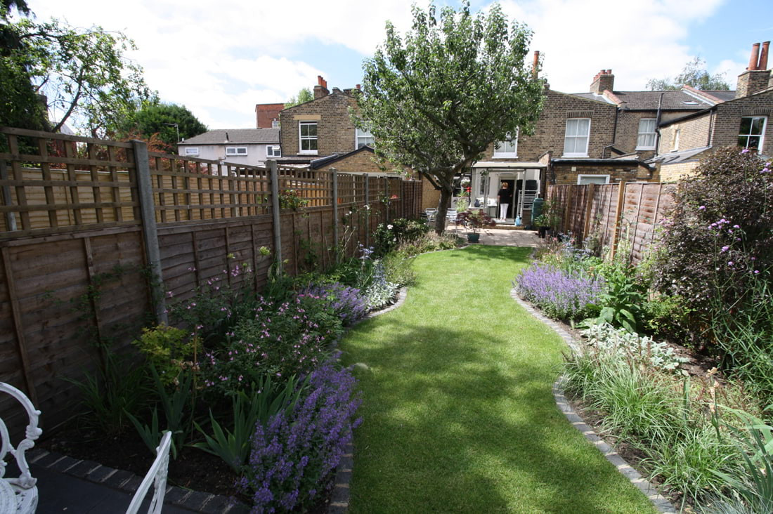 Terrace Landscape House
 Terraced House in Wimbledon stevedimmockgardens