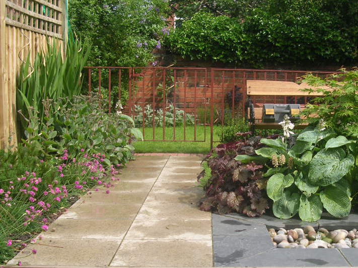 Terrace Landscape Simple
 Long Terrace Garden