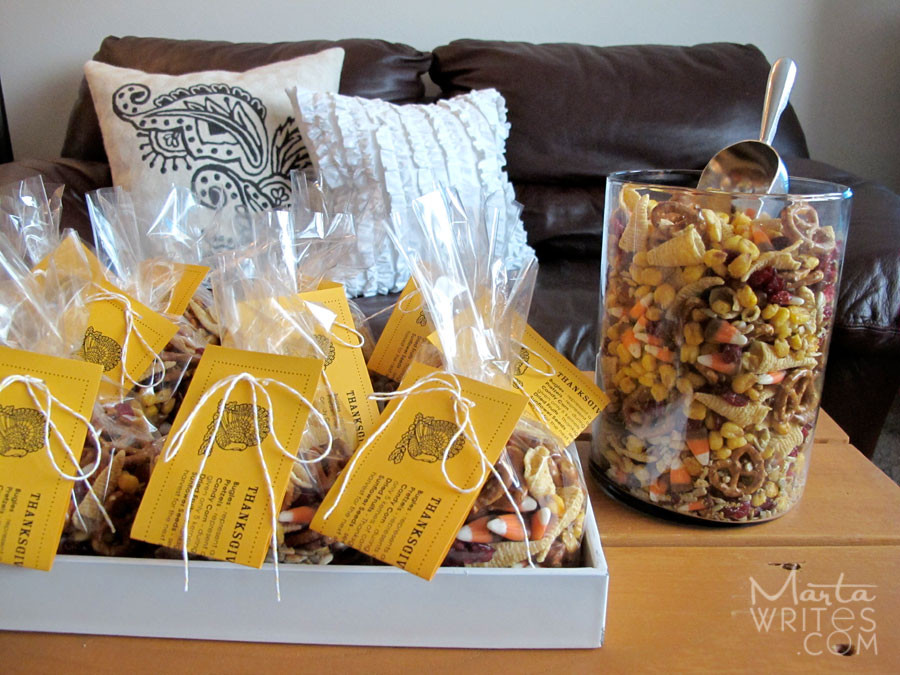 Thanksgiving Gift Bag Ideas
 Thanksgiving Snack Mix