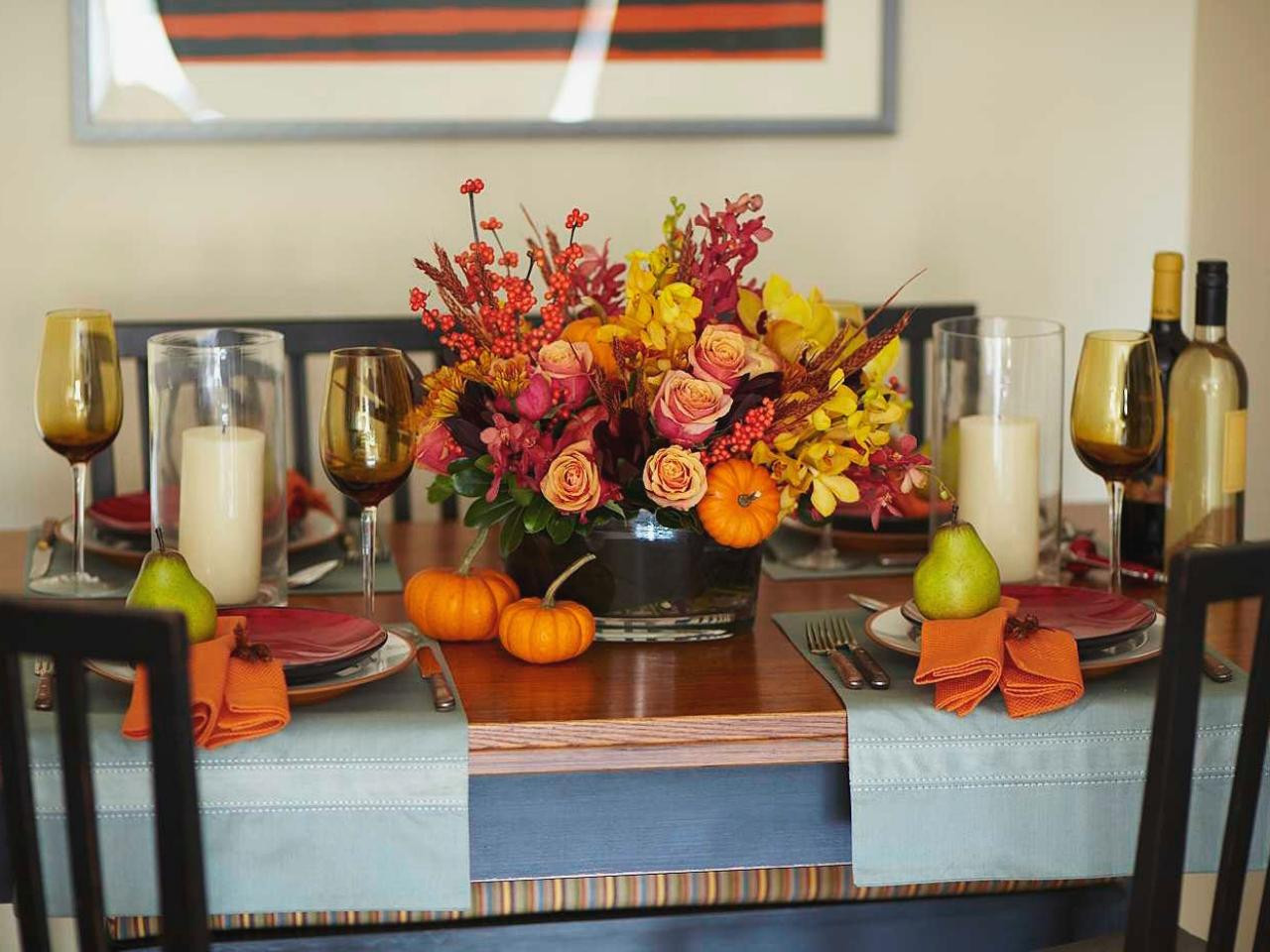 Thanksgiving Table Centerpieces
 Unique Ideas to Up Your Hosting Game This Thanksgiving