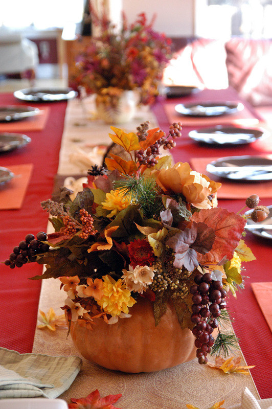 Thanksgiving Table Centerpieces
 The Best DIY Thanksgiving Table Decorations