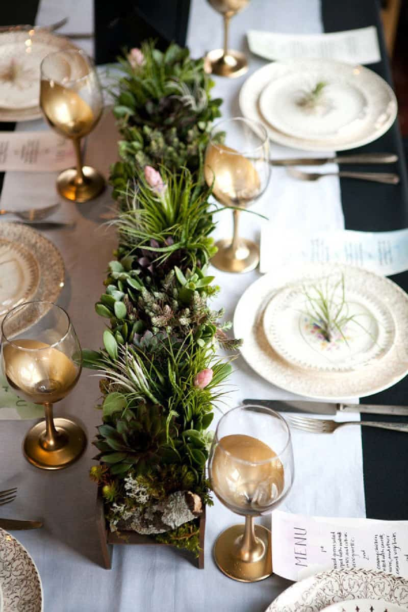 Thanksgiving Table Centerpieces
 20 Elegant Thanksgiving Table Decorations Ideas