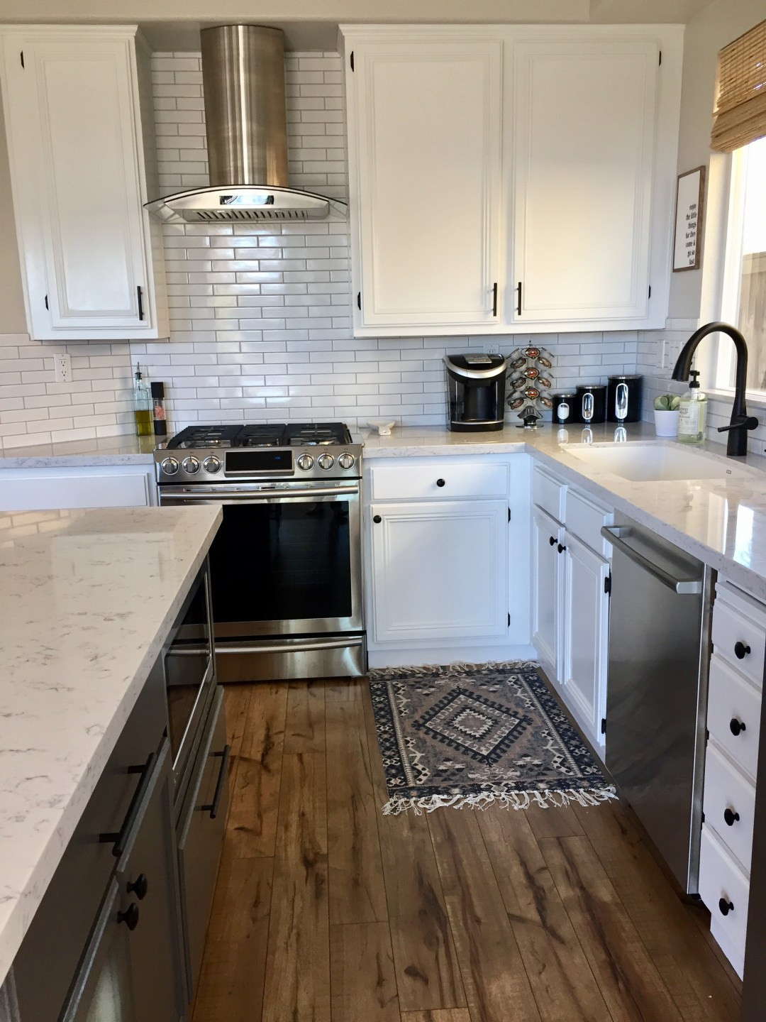 The Kitchen Cabinets
 Refinish your Kitchen Cabinets like a Pro DIY Project