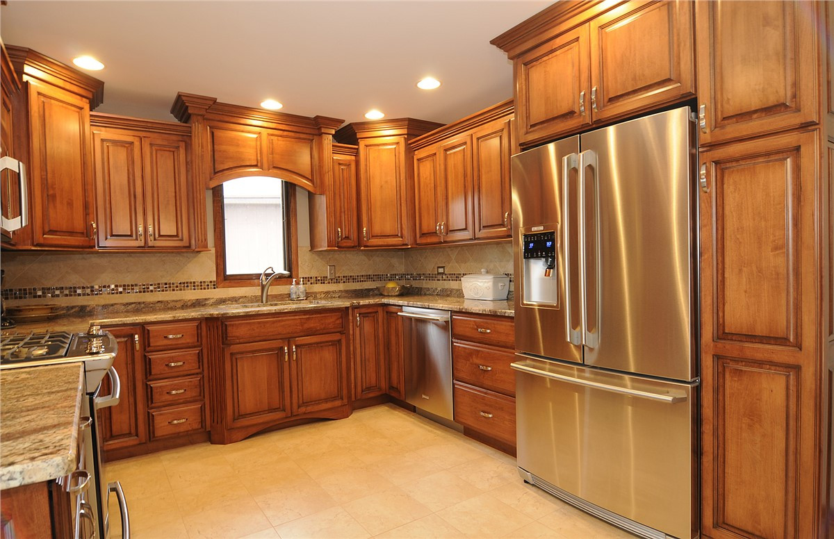 The Kitchen Cabinets
 Kitchen Cabinets Chicago