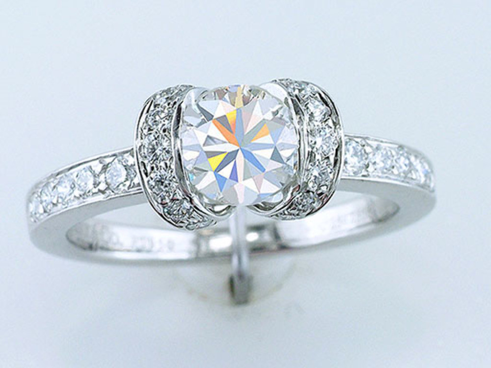 Tiffany Diamond Rings
 Tiffany & Co Diamond Platinum Engagement Ribbon Ring 89ct