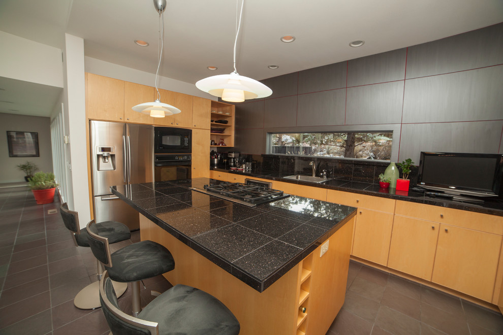 Tiled Kitchen Counters
 Tile Countertops Make A eback – Know Your Options