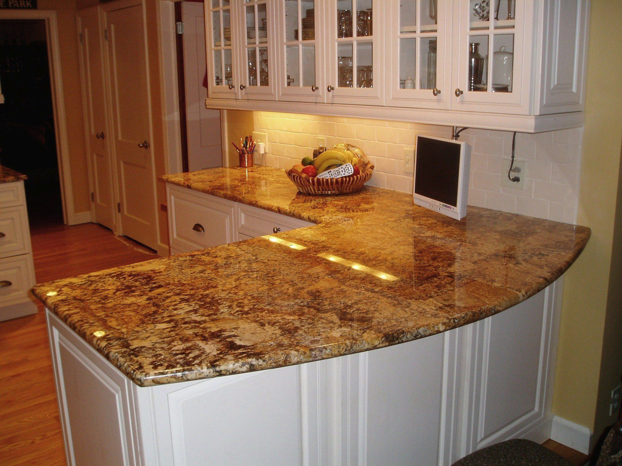 Tiled Kitchen Counters
 Choosing the Right Types of Kitchen Countertops Amaza Design