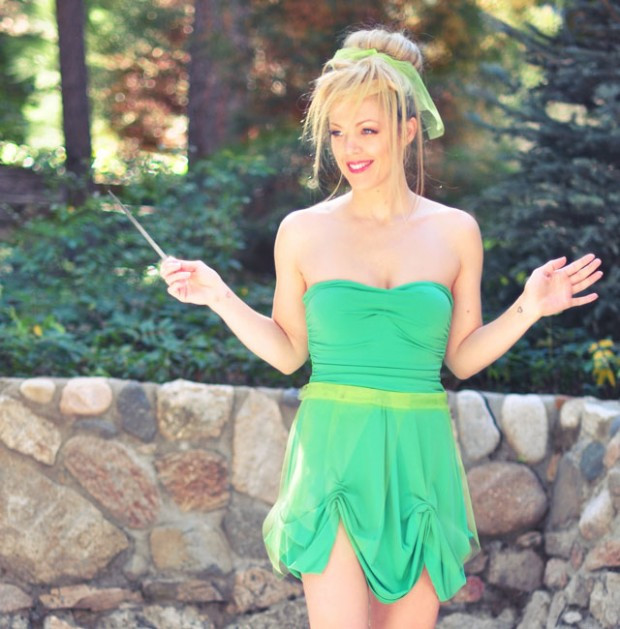 Tinkerbell Costume DIY
 DIY Tinker Bell Costume Hair & Makeup